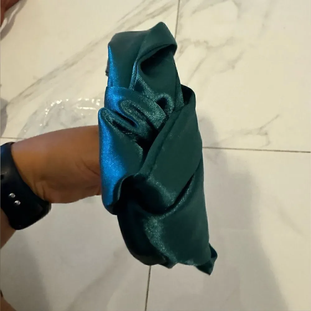Dark green headband #16